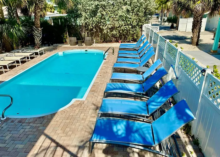 Apartment 2bd 1ba Sunset 3 3mins To Beach! *